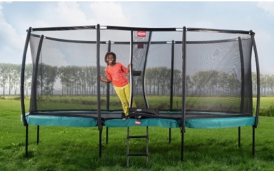 til nedgravning - Her er de bedste 2 in-ground trampoliner →